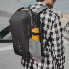 Рюкзак XD Design Bizz Backpack / P705.932 (серый) — фото 6