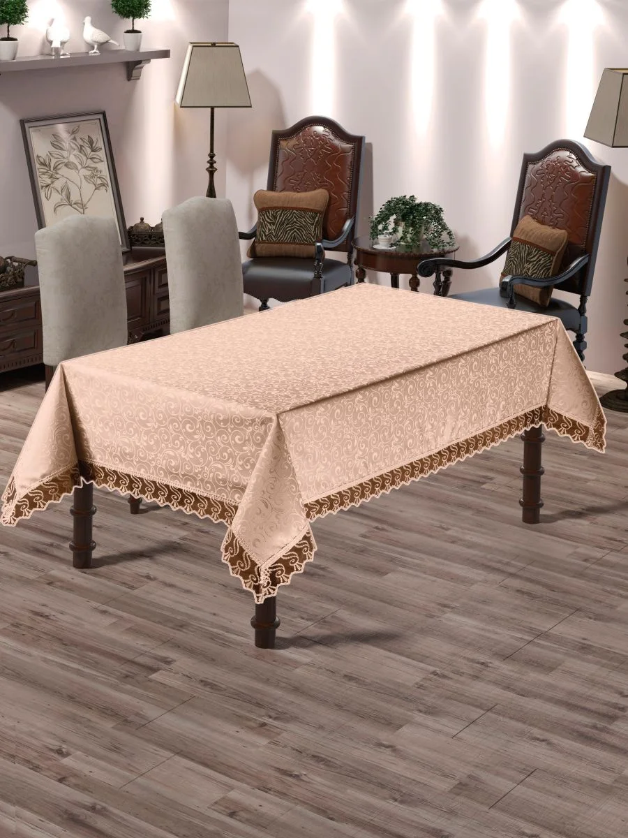 Скатерть DO&CO c гипюром 160x220 / 8082 (персиковый)