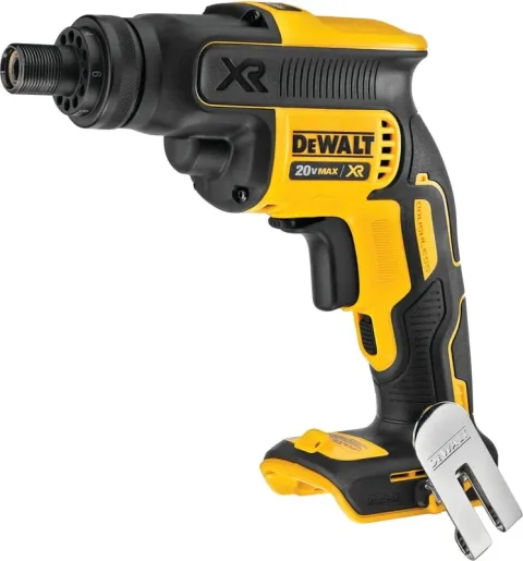Профессиональный шуруповерт DeWalt DCF624B