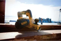 Профессиональный электрорубанок DeWalt DCP580NT — фото 9