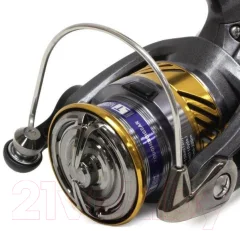 Катушка безынерционная Daiwa Laguna LT 2000-C / 10001-201 — фото 5