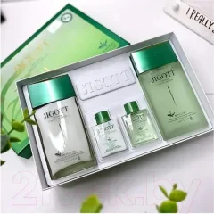 Набор косметики для лица Jigott Well-Being Green Tea Homme Skin Care 2set Men — фото 9