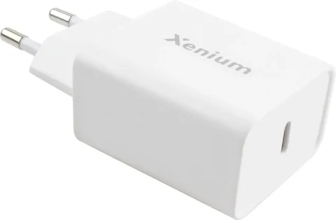 Зарядное устройство сетевое Xenium X331 + кабель / CCX331CW/00 (белый)